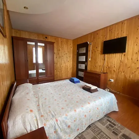 بيت ضيافة Prykarpatska 3*