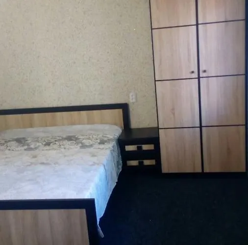 Prykarpatska 3*