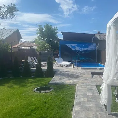 Prykarpatska 게스트하우스 3*