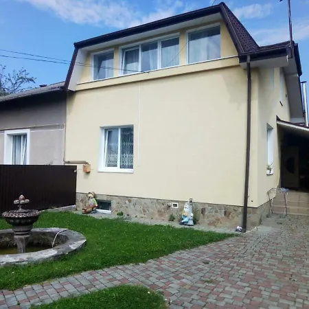Guest house Prykarpatska *
