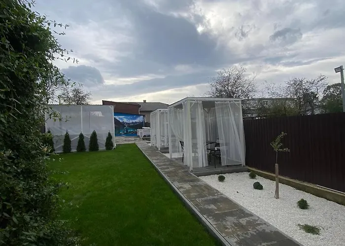 Prykarpatska Affittacamere 3*